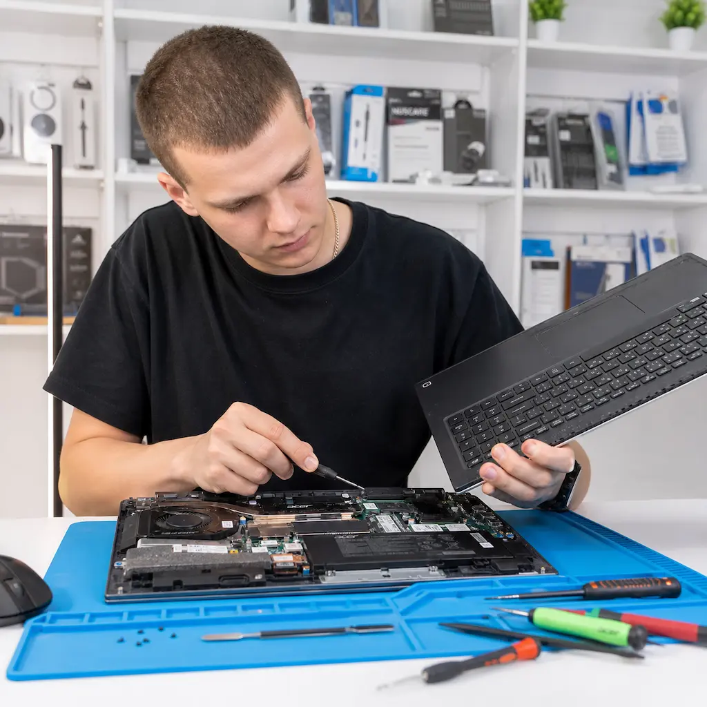 заменить клавиатуру на ноутбуке Acer в Жуковском