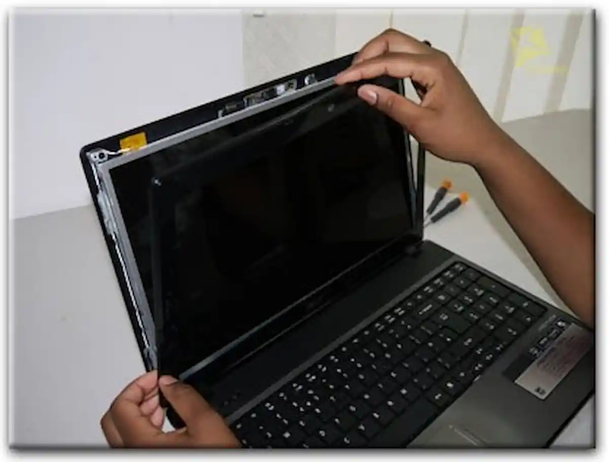 Замена экрана ноутбука Acer в Жуковском